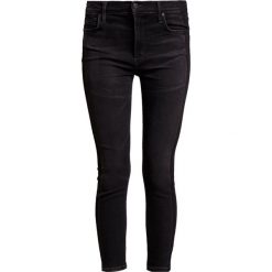 Citizens of Humanity ROCKET CROP HIGH RISE Jeansy Slim Fit shadow darkness. Czarne jeansy damskie marki Citizens of Humanity, bez wzorów, z elastanu. W wyprzedaży za 972,30 zł.