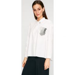Answear - Koszula Stripes Vibes. Białe bluzki damskie ANSWEAR, s, z aplikacjami, z bawełny, klasyczne. W wyprzedaży za 49,90 zł.