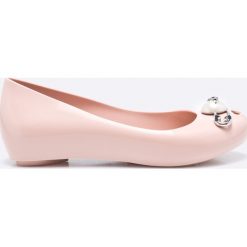 Melissa - Baleriny Anglomania by Vivienne Westwood. Czerwone meliski damskie marki Melissa, z kauczuku. W wyprzedaży za 399,90 zł.