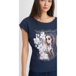 Bluzki, topy, tuniki: T-shirt z nadrukiem