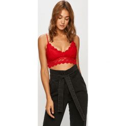 Tally Weijl - Top. Czarne bluzki damskie TALLY WEIJL, s, bez wzorów, z elastanu, casualowe, bez kołnierzyka, bez rękawów. Za 49,90 zł.