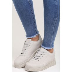 Szare Buty Sportowe Global Spirit. Czarne buty sportowe damskie marki Pull&Bear. Za 69,99 zł.