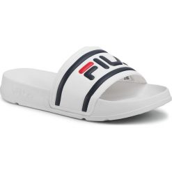 Klapki FILA - Morro Bay Slipper 2.0 1010901.1FG White. Białe klapki damskie Fila, bez wzorów, ze skóry ekologicznej, bez obcasa. Za 89,00 zł.
