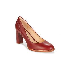 Czółenka Clarks ELLIS EDITH. Czerwone czółenka damskie marki Clarks. Za 383,20 zł.