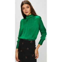 Only - Bluzka. Zielone bluzki damskie ONLY, na co dzień, bez wzorów, z poliesteru, casualowe, ze stójką, z krótkim rękawem. W wyprzedaży za 159,90 zł.