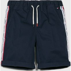 Tommy Hilfiger - Szorty. Niebieskie spodenki chłopięce TOMMY HILFIGER, bez wzorów, z elastanu, casualowe. W wyprzedaży za 219,90 zł.