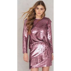 Glamorous Spódnica z falbanką i cekinami - Pink. Różowe spódniczki damskie marki Glamorous, bez wzorów, z poliesteru, mini. W wyprzedaży za 66,88 zł.
