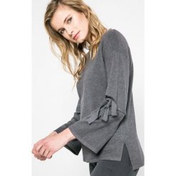 Answear - Sweter. Szare bez kategorii ANSWEAR, s, z dzianiny, z okrągłym kołnierzem. W wyprzedaży za 49,90 zł.
