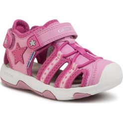 Sandały GEOX - B S.Multy G. A B020DA 01550 C8N8F S Fuchsia/Dk Pink. Różowe sandały dziewczęce Geox, ze skóry ekologicznej, bez zapięcia. W wyprzedaży za 189,00 zł.