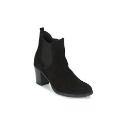 Botki Betty London FEXINETTE. Botki damskie Betty London, bez obcasa, bez zapięcia. Za 271,20 zł.