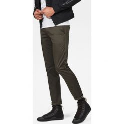 G-Star Raw - Spodnie. Zielone spodnie męskie G-Star RAW, na co dzień, bez wzorów, z elastanu, retro. W wyprzedaży za 159,90 zł.