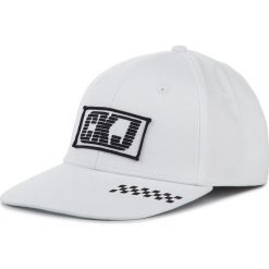 Czapka z daszkiem CALVIN KLEIN JEANS - J Bmx Flat Brim Cap M K50K504558 107. Białe czapki męskie Calvin Klein Jeans, bez wzorów, z bawełny. W wyprzedaży za 109,00 zł.