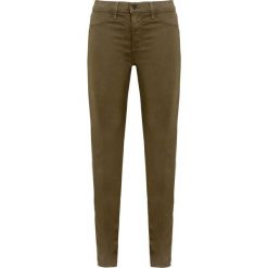 Jeansy J BRAND MID RISE SUPER SKINNY. Zielone jeansy damskie J Brand. W wyprzedaży za 430,00 zł.