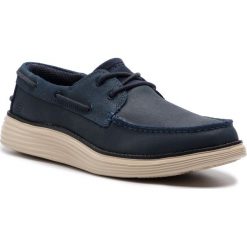 Półbuty SKECHERS - Former 65894/NVY Navy. Niebieskie półbuty męskie Skechers, na co dzień, bez wzorów, ze skóry, bez zapięcia. W wyprzedaży za 179,00 zł.