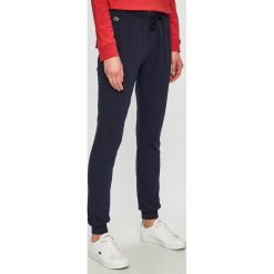 Lacoste - Spodnie. Czarne spodnie damskie Lacoste, z bawełny. Za 349,90 zł.