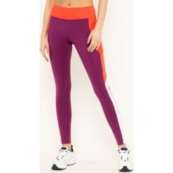 Legginsy Tommy Sport Lange Color Block S10S100395. Fioletowe spodnie damskie Tommy Sport, s. W wyprzedaży za 209,00 zł.