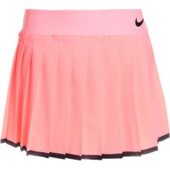 Nike Performance GIRLS VICTORY SKIRT Spódnica sportowa lava glow/black. Pomarańczowe spódniczki dziewczęce Nike Performance, z elastanu, sportowe, sportowe. Za 139,00 zł.