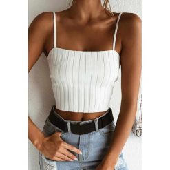 Top ROKA WHITE. Białe bluzki damskie Top ROKA WHITE, uniwersalny, bez wzorów, bez kołnierzyka. W wyprzedaży za 29,00 zł.