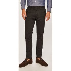 Selected - Spodnie. Niebieskie spodnie męskie Selected, bez wzorów, z elastanu. W wyprzedaży za 159,90 zł.