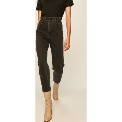 Answear - Jeansy. Szare jeansy damskie ANSWEAR, s, z podwyższonym stanem. W wyprzedaży za 79,90 zł.