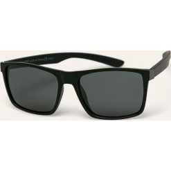 Medicine - Okulary Basic. Czarne okulary przeciwsłoneczne męskie MEDICINE, prostokątne. Za 49,90 zł.