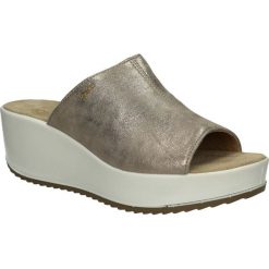 Klapki igi&co 58066/00 dcd1. Klapki damskie Igi co, bez wzorów, bez obcasa. Za 289,99 zł.