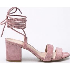 Public Desire - Sandały. Różowe sandały damskie marki Public Desire, z materiału, na obcasie. W wyprzedaży za 129,90 zł.