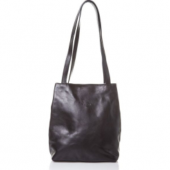 Skórzana torebka w kolorze czarnym - 31 x 35 x 10 cm. Czarne torebki klasyczne damskie I MEDICI FIRENZE, w paski, z materiału. W wyprzedaży za 478,95 zł.