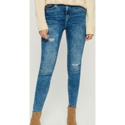Jeansy skinny z bardzo wysokim stanem - Niebieski. Niebieskie jeansy damskie Sinsay, z jeansu, z podwyższonym stanem. Za 89,99 zł.