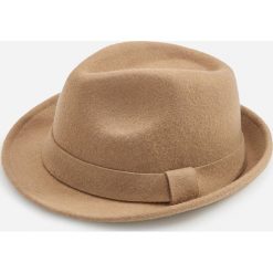 Wełniany kapelusz - Beżowy. Brązowe kapelusze damskie Reserved, z wełny. Za 99,99 zł.