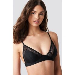 NA-KD Swimwear Sportowa siateczkowa góra bikini - Black. Czarne bikini marki NA-KD Swimwear. Za 40,95 zł.