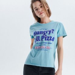 Koszulka z nadrukiem - Zielony. Zielone koszulki damskie Cropp, xl, z nadrukiem, bez kołnierzyka, bez rękawów. W wyprzedaży za 14,99 zł.