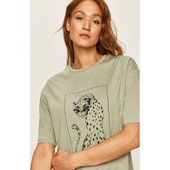 Answear - T-shirt. Zielone bluzki damskie ANSWEAR, s, z nadrukiem, z bawełny, casualowe, z okrągłym kołnierzem. Za 59,90 zł.