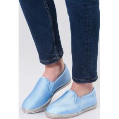 Jasnoniebieskie Tenisówki Fleur De Lis. Niebieskie tenisówki damskie vices. Za 34,99 zł.