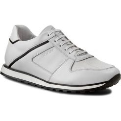 Sneakersy JOOP! - Alexandre 4140002440 White 100. Białe sneakersy męskie JOOP!, bez zapięcia. W wyprzedaży za 449,00 zł.