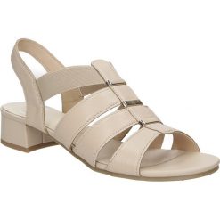 Sandały caprice 9-28200-28. Brązowe sandały damskie Caprice, bez wzorów, ze skóry, bez obcasa, bez zapięcia. Za 248,99 zł.