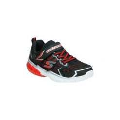 Buty Dziecko Skechers 97761L-BKRD. Czarne trampki chłopięce Skechers, bez wzorów, bez zapięcia. Za 175,48 zł.