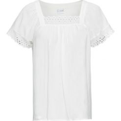 Shirt bluzkowy z ażurową koronką bonprix biel wełny. Białe koszulki damskie marki bonprix, w koronkowe wzory, z wełny, z dekoltem karo. Za 89,99 zł.
