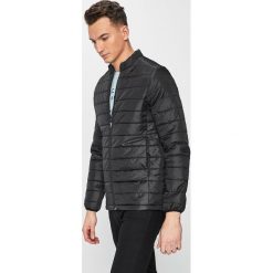 Produkt by Jack & Jones - Kurtka. Czarne płaszcze męskie PRODUKT by Jack & Jones, m, bez wzorów, z poliesteru, krótkie, bez kaptura. W wyprzedaży za 99,90 zł.