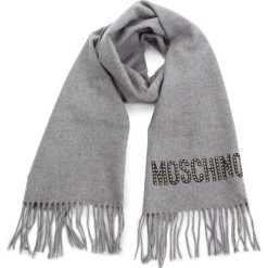 Szal MOSCHINO - 30580 M1878 014. Szare szaliki damskie MOSCHINO, z materiału. Za 439,00 zł.