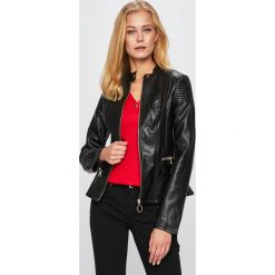Guess Jeans - Kurtka. Czarne kurtki damskie marki Guess Jeans, s, z aplikacjami, z elastanu. Za 639,90 zł.