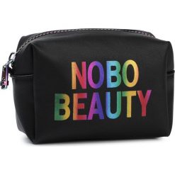 Kosmetyczka NOBO - NCOS-I0250-C020 Czarny. Czarne kosmetyczki męskie Nobo, bez wzorów, ze skóry ekologicznej. W wyprzedaży za 69,00 zł.