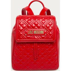 Love Moschino - Plecak. Czerwone plecaki damskie Love Moschino, z aplikacjami, ze skóry ekologicznej. Za 959,90 zł.