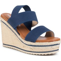 Espadryle REFRESH - 69619 Navy. Niebieskie espadryle damskie Refresh, bez wzorów, ze skóry ekologicznej, bez obcasa, na obcasie. Za 189,00 zł.