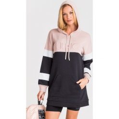 BLUZA LIU JO. Czarne bluzy damskie Liu Jo Sport, s, z haftami, z dzianiny, bez rękawów, bez kaptura. Za 589,00 zł.