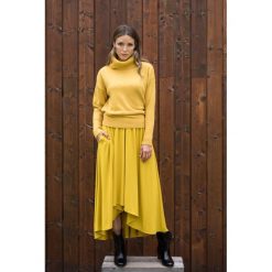 Spódnica asymetryczna Woman of colour curry. Szare spódniczki damskie Veva, na imprezę, na zimę, bez wzorów, asymetryczne. Za 199,00 zł.
