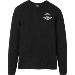 Sweter z bawełny z recyclingu Regular Fit bonprix czarny. Czarne swetry męskie bonprix, s, z bawełny, z okrągłym kołnierzem. Za 37,99 zł.