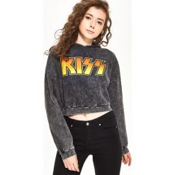 Bluzy damskie: Krótka bluza z kapturem - Szary