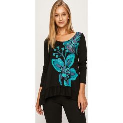 Desigual - Bluzka. Czarne bluzki damskie Desigual, s, z nadrukiem, z elastanu, z okrągłym kołnierzem, z długim rękawem. Za 249,90 zł.