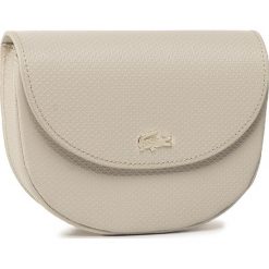 Saszetka nerka LACOSTE - NF3049CE Fog D47. Brązowe nerki damskie Lacoste, bez wzorów, ze skóry, bez dodatków. W wyprzedaży za 399,00 zł.
